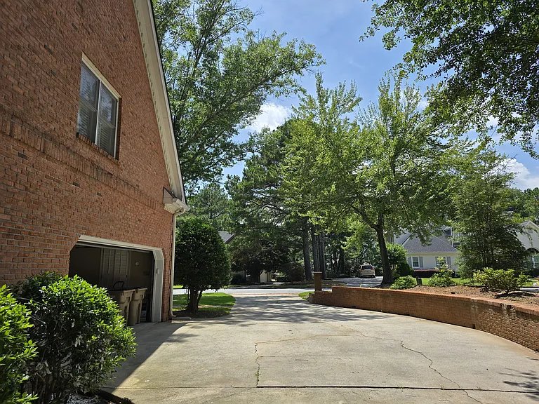 9295 Tailey Cir — Photo 57