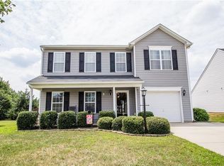 124 New York Dr, Thomasville, NC 27360