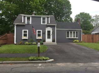 7 Walton St, Wakefield, MA 01880