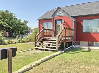 505 E 1st St, Russell, KS 67665