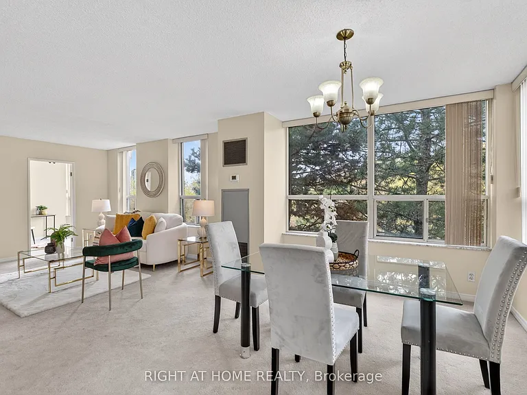 6 Humberline Dr #323 — Photo 14