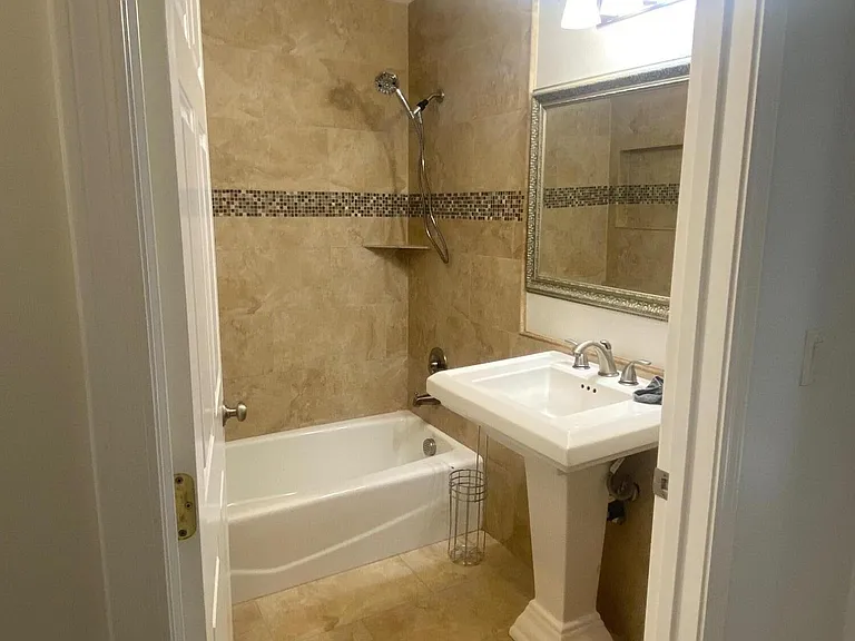 4341 E Vernon Ave — Photo 12