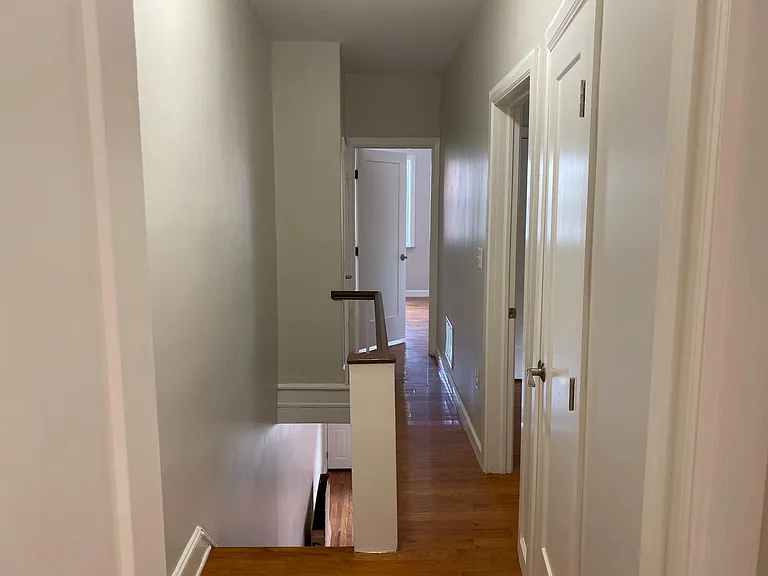 618 Cross St — Photo 17