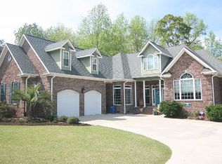 224 Egret Point Dr, Sneads Ferry, NC 28460