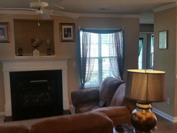 5th image of 3807 Riverside Ct