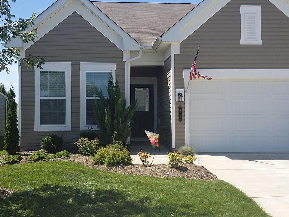 1st image of 203 Long Point Dr