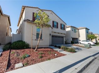 956 W Clover Ave, Rialto, CA 92376