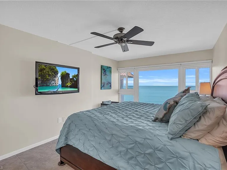 25900 Hickory Blvd #803 — Photo 32
