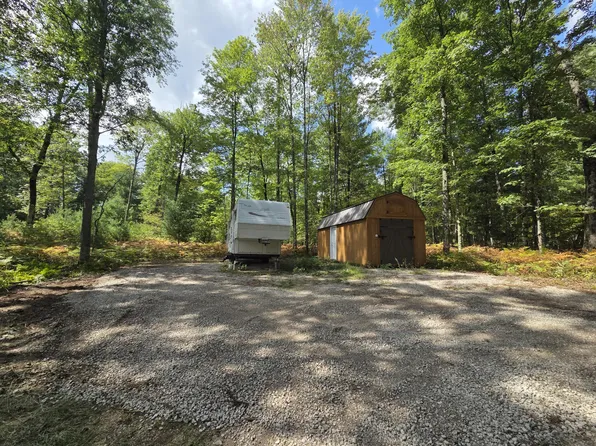 1047 E Jenny Cir, Baldwin, MI 49304
