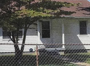 11 Maple St, Henderson, KY 42420