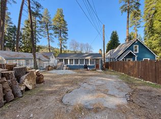 22894 Waters Dr, Crestline, CA 92325