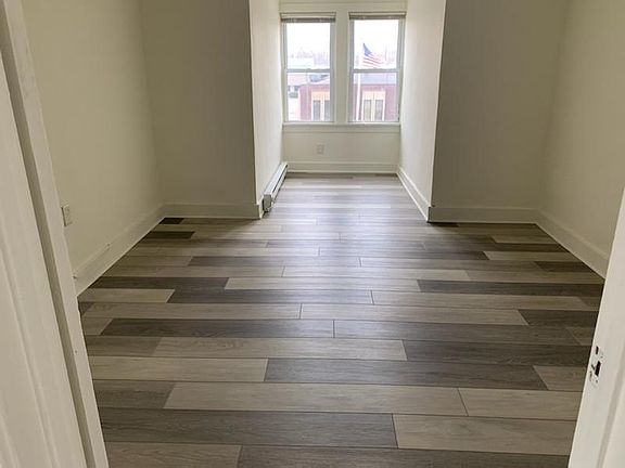 5th image of 352 S Schuyler Ave #1/2