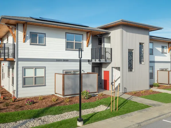 3041 Smith Ln, Fortuna, CA 95540