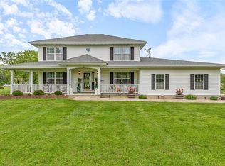 300 Ridgewood Ct, Farmington, MO 63640