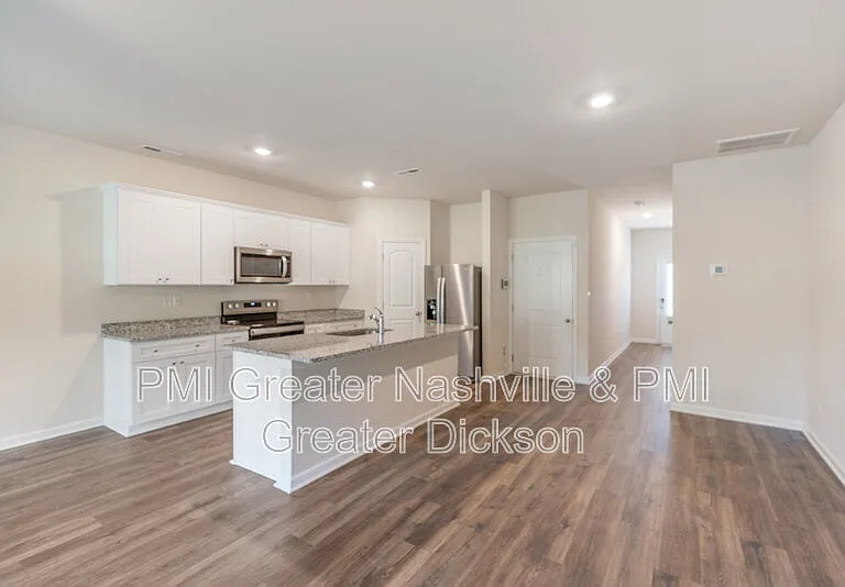 305 Masters Way — Photo 22