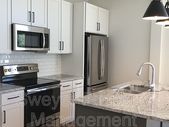 2nd image of 204 Arcadian Row #302