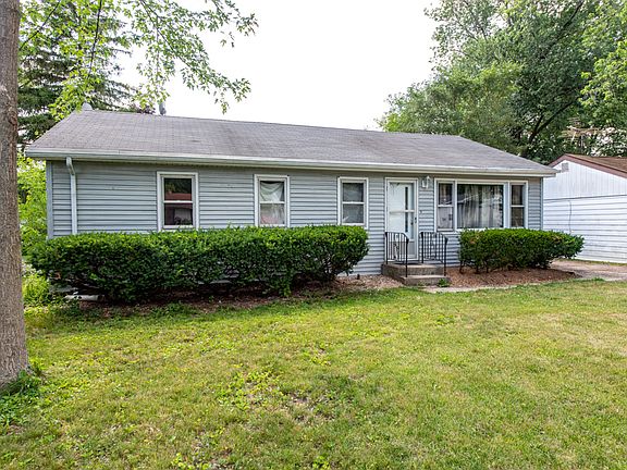 2nd image of 246 Maplewood Dr
