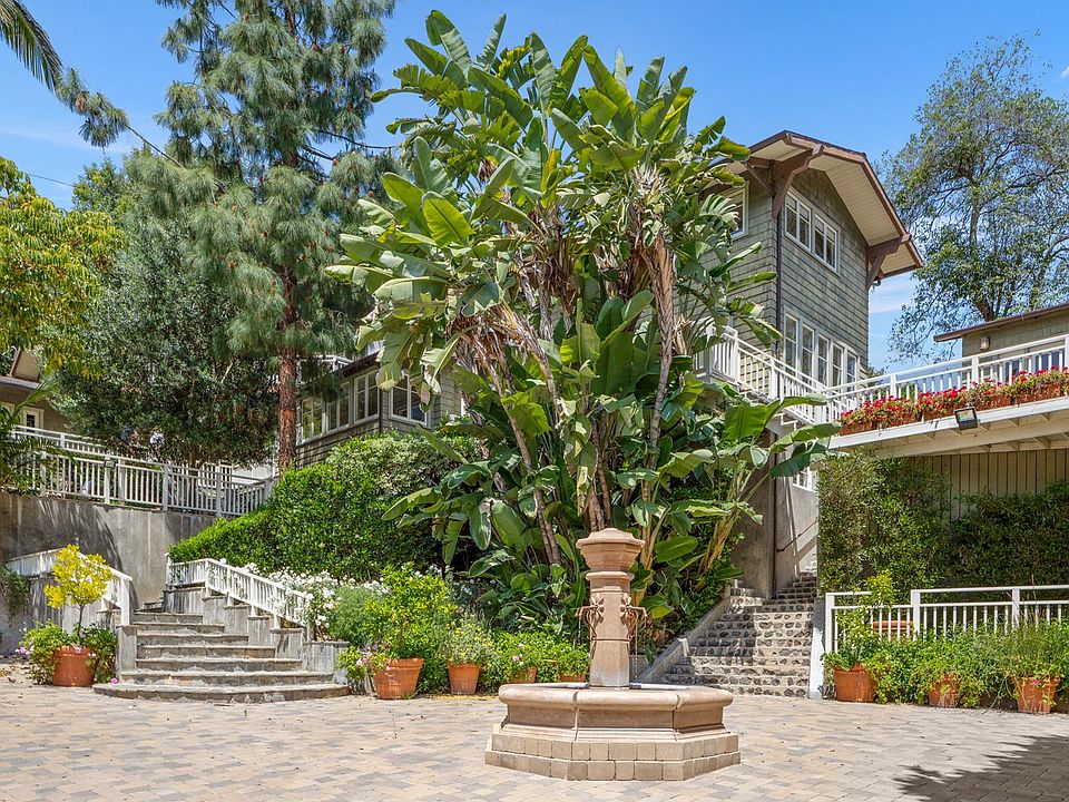 1st image of 2209 Canyon Dr