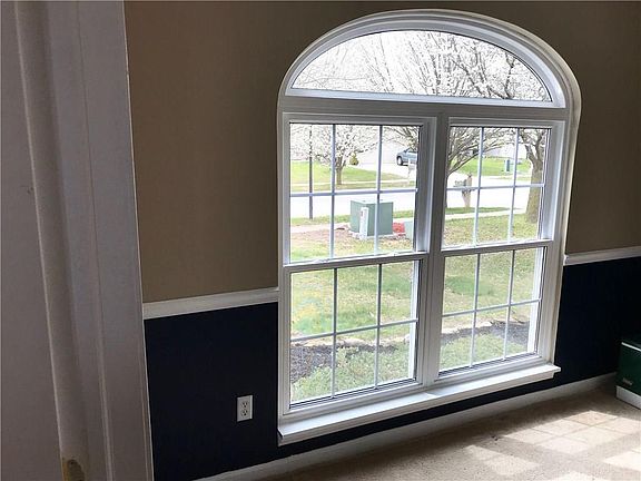 4th image of 7307 Glenwick Blvd