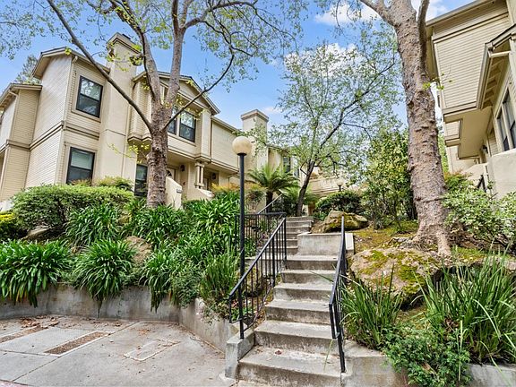 2nd image of 975 La Mesa Ter Unit E