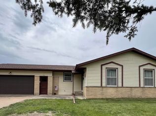 1001 Sunset St, New Hampton, IA 50659