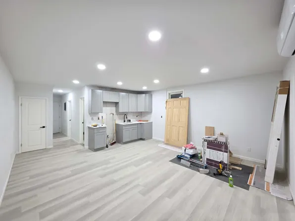 1748 70th St Floor 1, Brooklyn, NY 11204