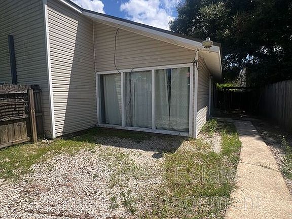 2nd image of 405 Fox Run Ave #2