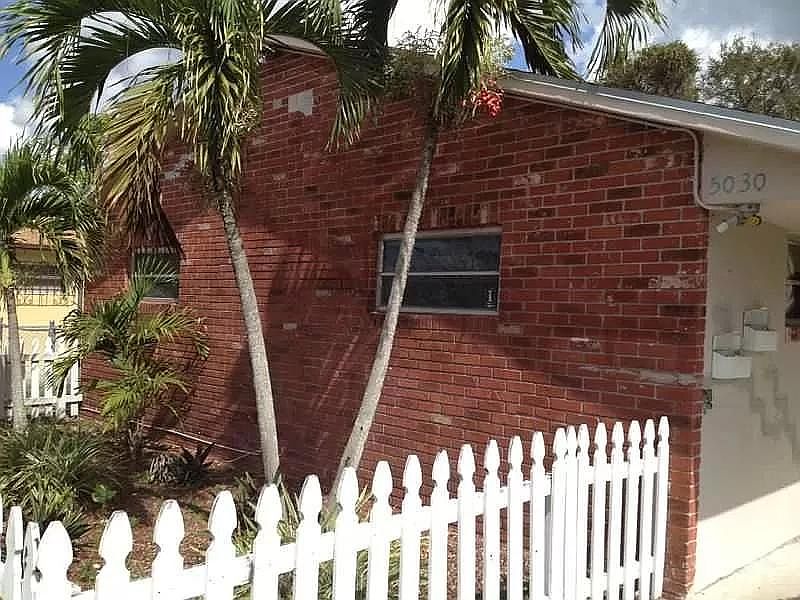1st image of 5030 SW 26th Ave