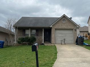 215 Bartram Ct, Winchester, KY 40391