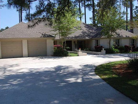 2nd image of 119 E Ruelle Dr