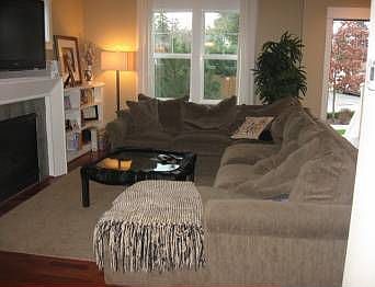 4th image of 5817 55th Ave NE #A