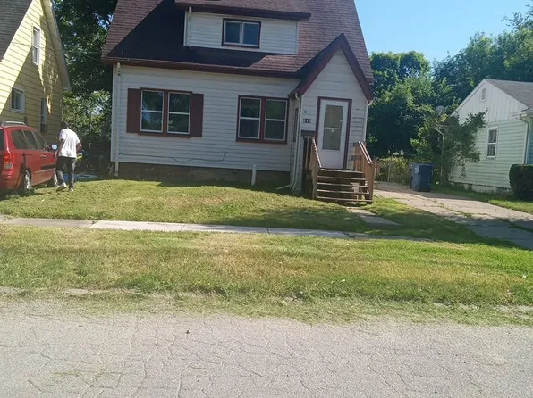 843 Remington Ave, Flint, MI 48507