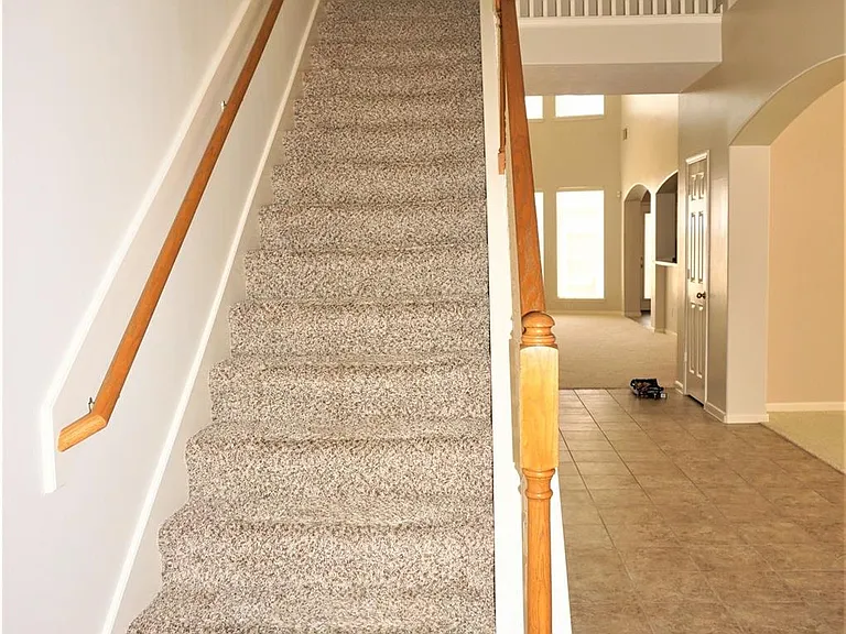8123 Buffalo Springs Ct — Photo 28