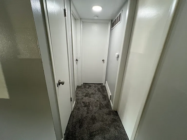 Williamstowne Village Senior Apartments — Photo 26