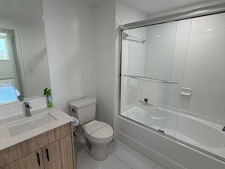 983 SW 37th Ave #607 — Photo 7