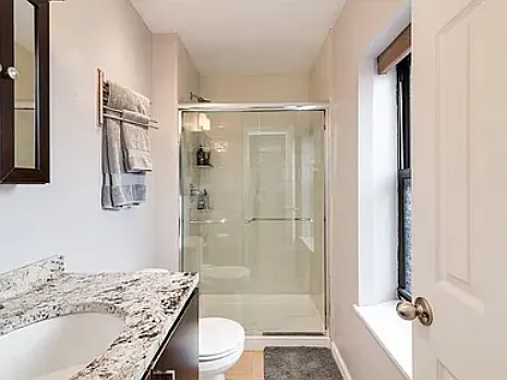 132 Adams St #7 — Photo 3