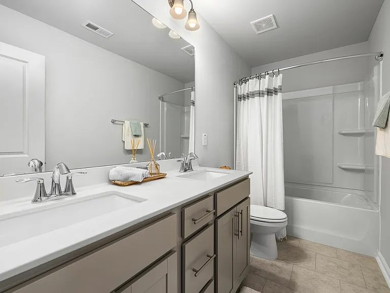 ABODE Reams Pointe