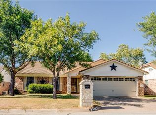 2904 Southpark Ln, Fort Worth, TX 76133
