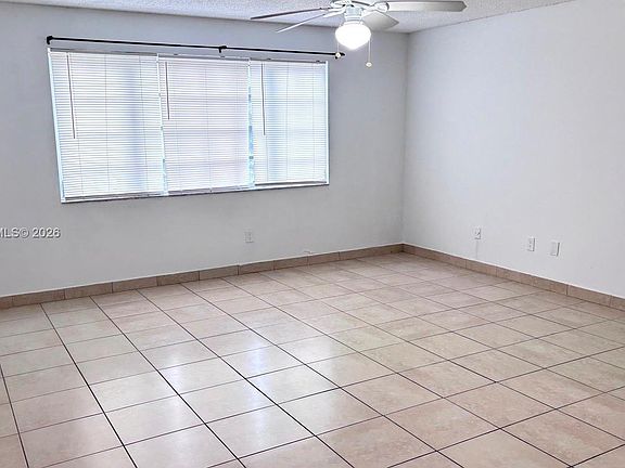4th image of 21121 SW 85th Ave APT 308