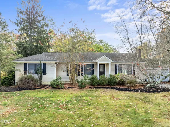 12 Hill Road, Lincroft, NJ 07738