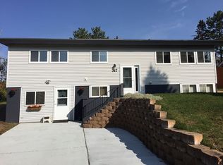 317 Mesabi Dr, Hibbing, MN 55746
