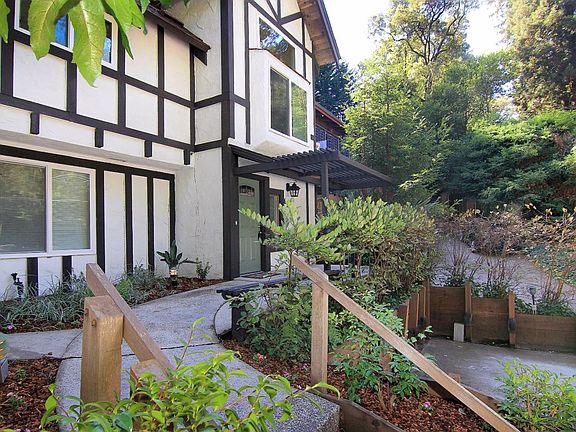 2nd image of 622 Cathedral Dr