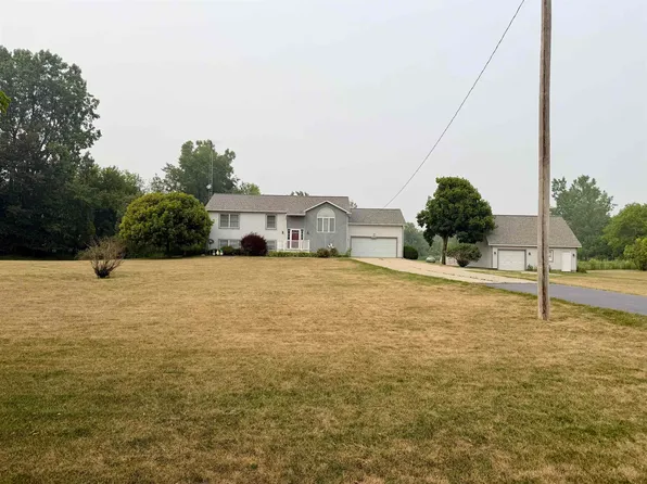 9094 Hill Rd, Swartz Creek, MI 48473