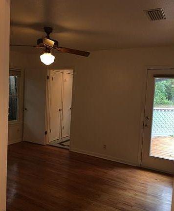 5th image of 5222 Valley Oak Dr