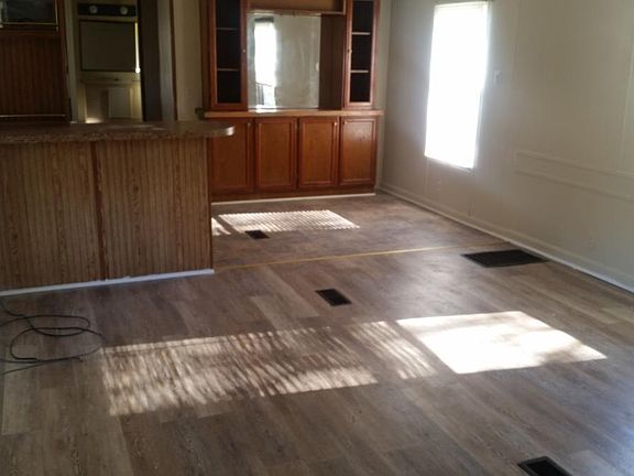 2nd image of 6 Sunny Acres Trailer Park #6