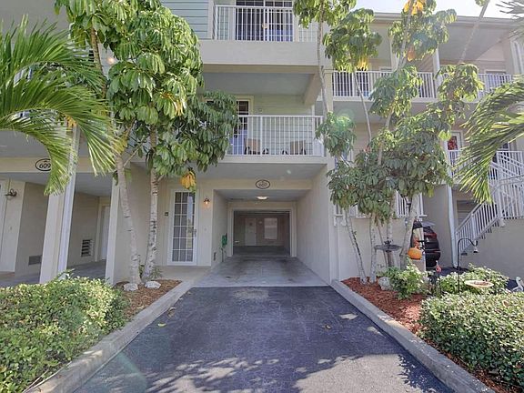 2nd image of 607 Bahia Beach Blvd #607
