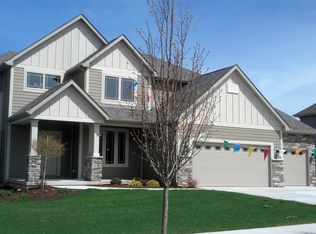 2454 Naples Dr, Valparaiso, IN 46385