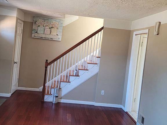 4th image of 7312 23rd Ave