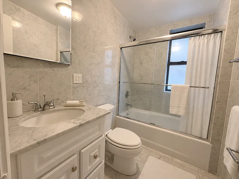 425 Riverside Dr #8B — Photo 5