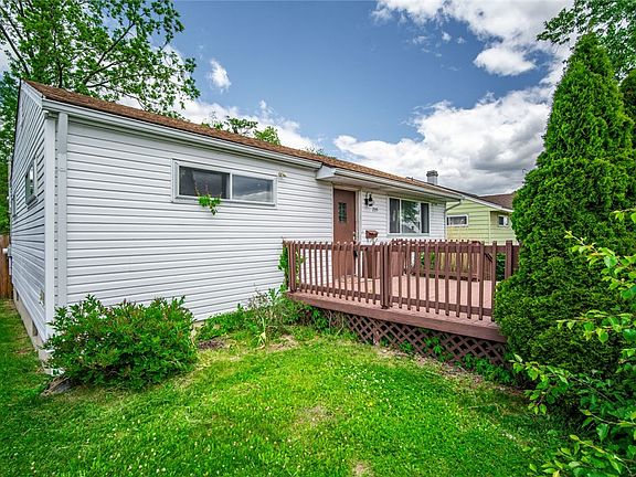 3rd image of 235 Loretta Dr